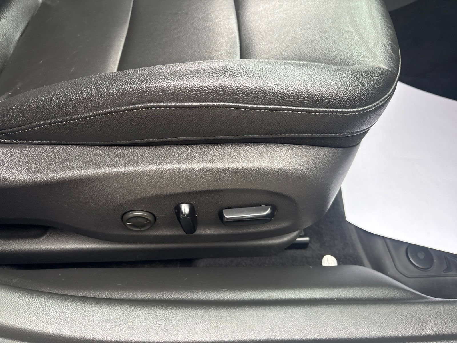 Used 2019 Buick Regal Essence w/ Driver Confidence Package I AWD/4WD image 22