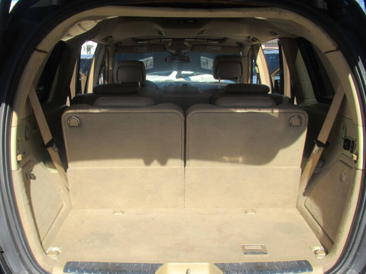 Used 2011 Mercedes-Benz GL 450 4MATIC image 12