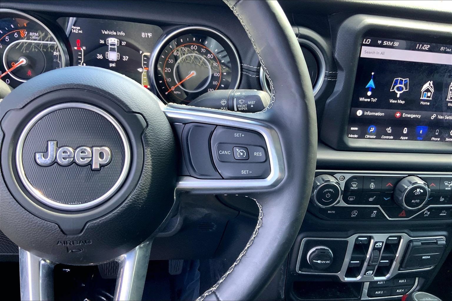 Used 2020 Jeep Gladiator Overland w/ Dual Top Group AWD/4WD image 24