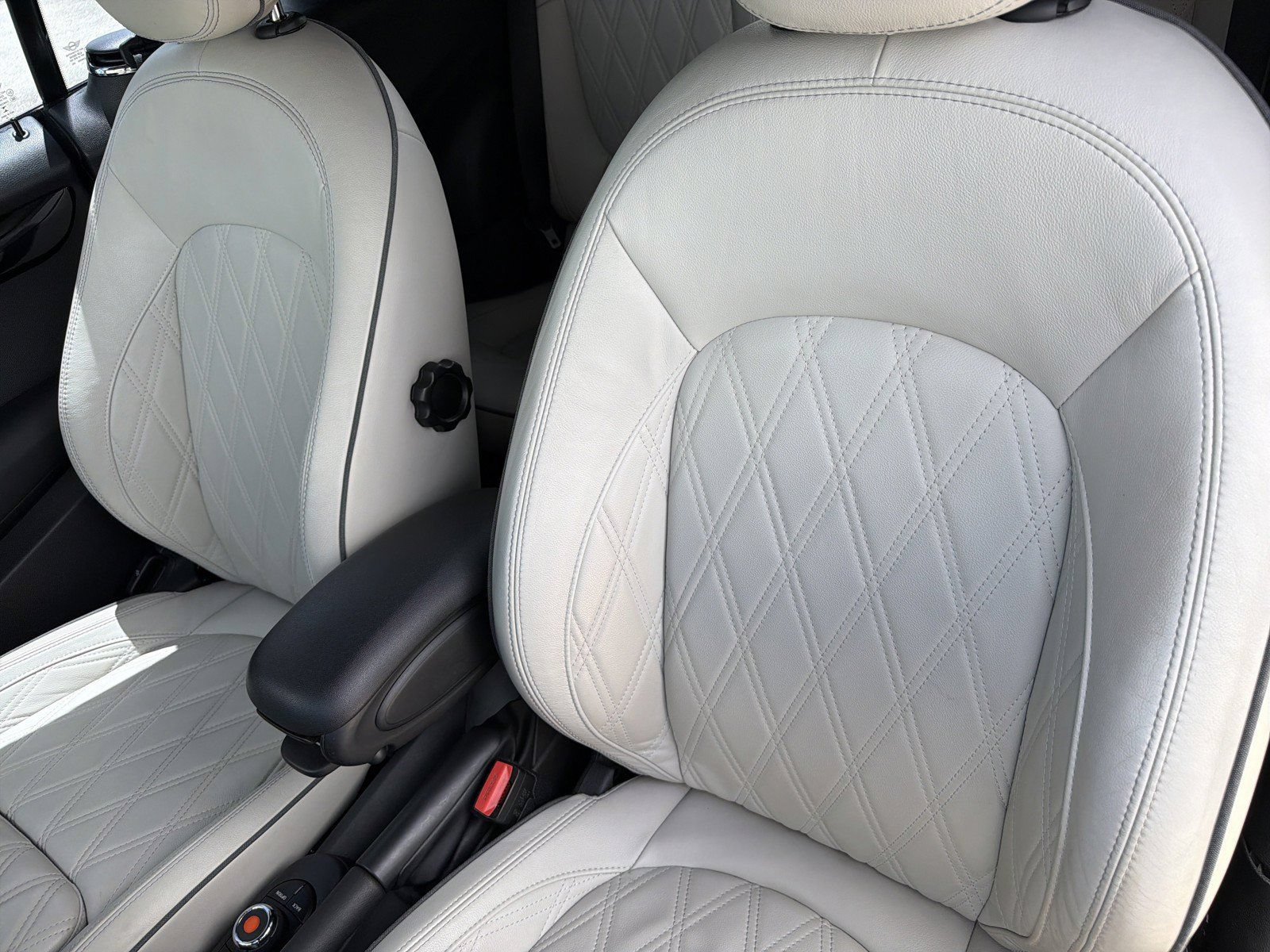 Used 2020 MINI Cooper S w/ Signature Upholstery Package FWD image 14