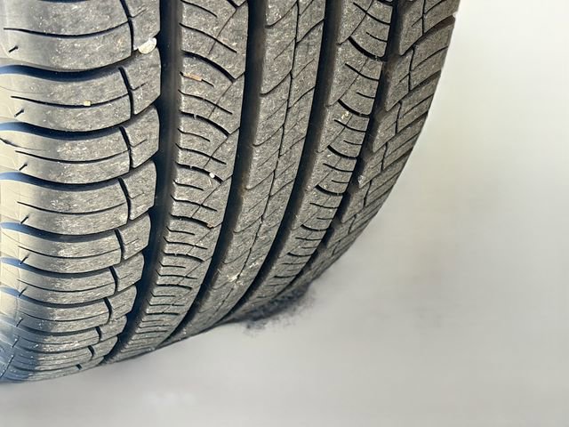 Used 2021 Jaguar F-PACE S image 43