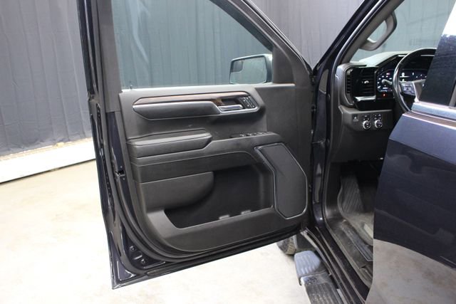 Used 2024 GMC Sierra 1500 SLT AWD/4WD image 37