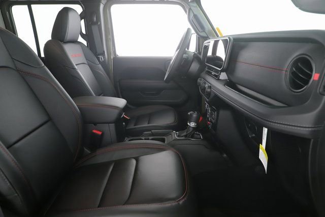 Used 2025 Jeep Wrangler Unlimited Rubicon image 31