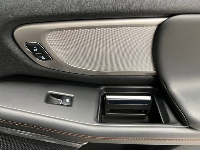 Used 2025 Ford Expedition Max Active AWD/4WD image 58