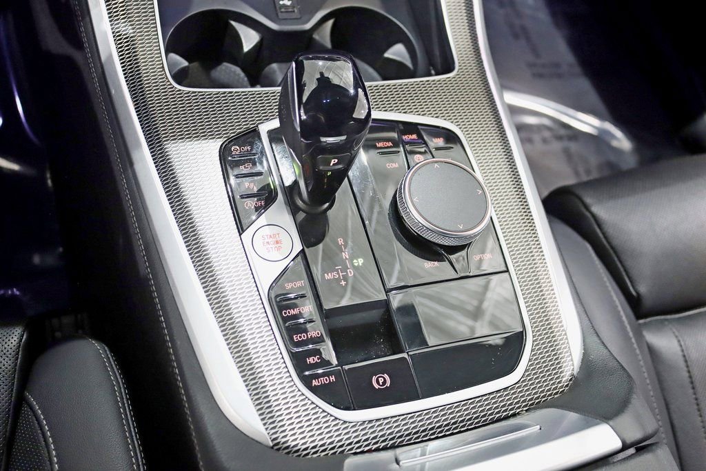 Used 2022 BMW X5 M50i image 29