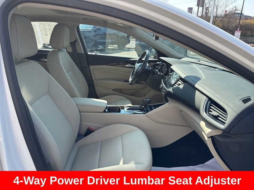 Used 2018 Buick Regal Essence w/ Driver Confidence Package #1 image 21