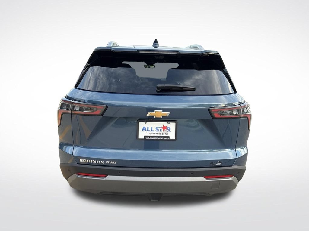 Used 2025 Chevrolet Equinox LT w/ Convenience Package II AWD/4WD image 8
