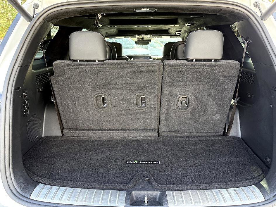 Used 2025 Hyundai Palisade Calligraphy image 12