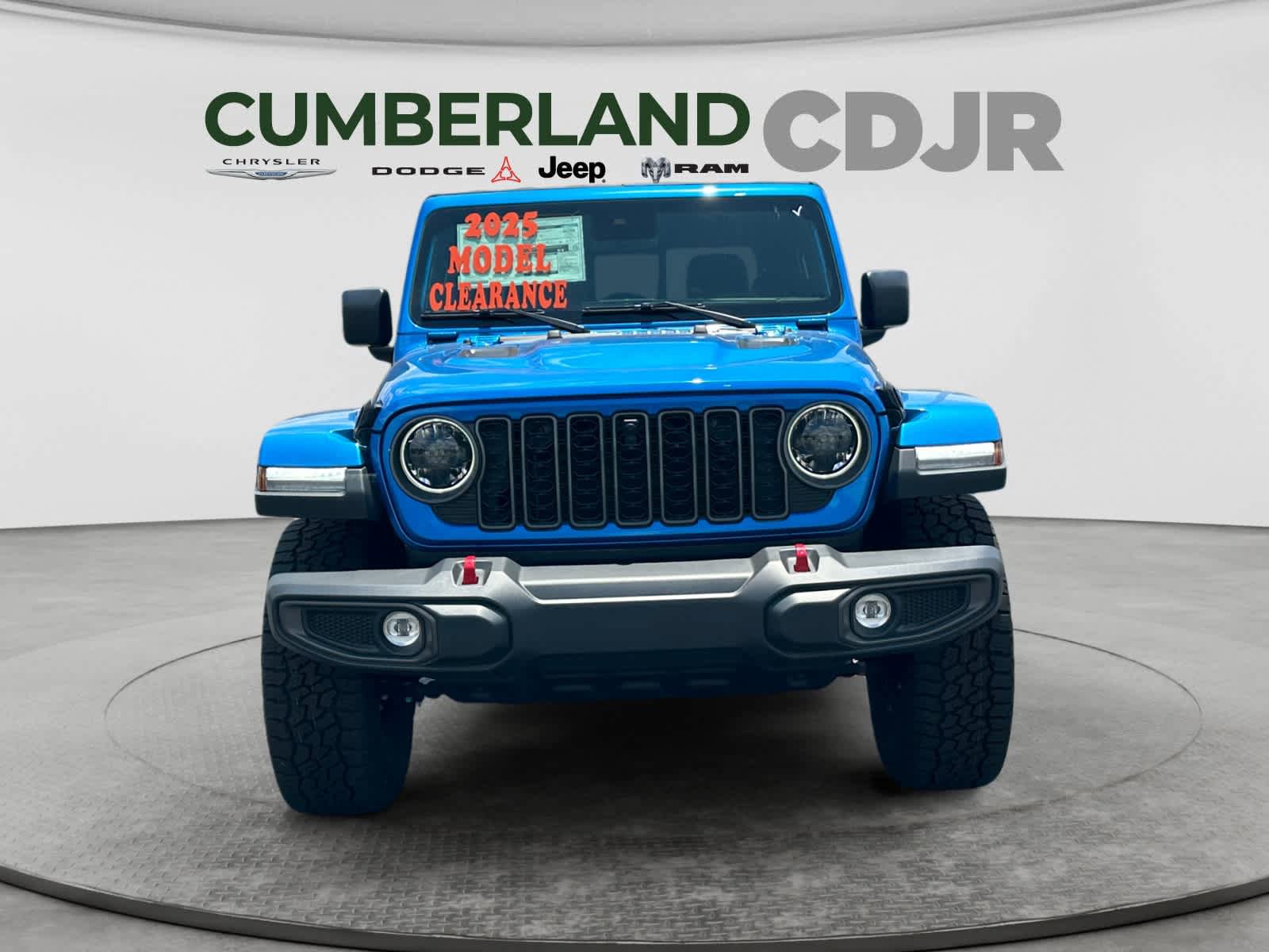New 2025 Jeep Gladiator Rubicon w/ Safety Group AWD/4WD image 9