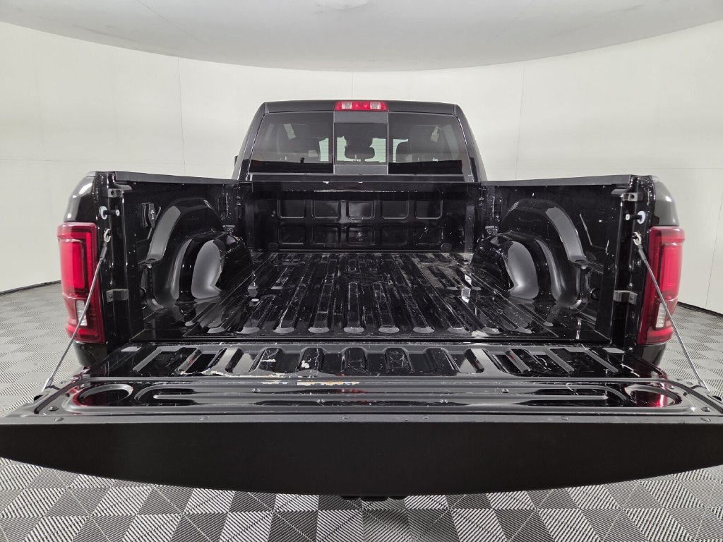 Used 2026 RAM 2500 Laramie AWD/4WD image 26