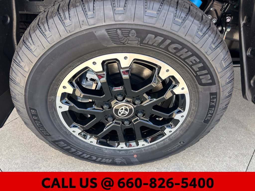 New 2026 Toyota Tundra SR5 w/ TRD Off-Road Premium Package AWD/4WD image 6