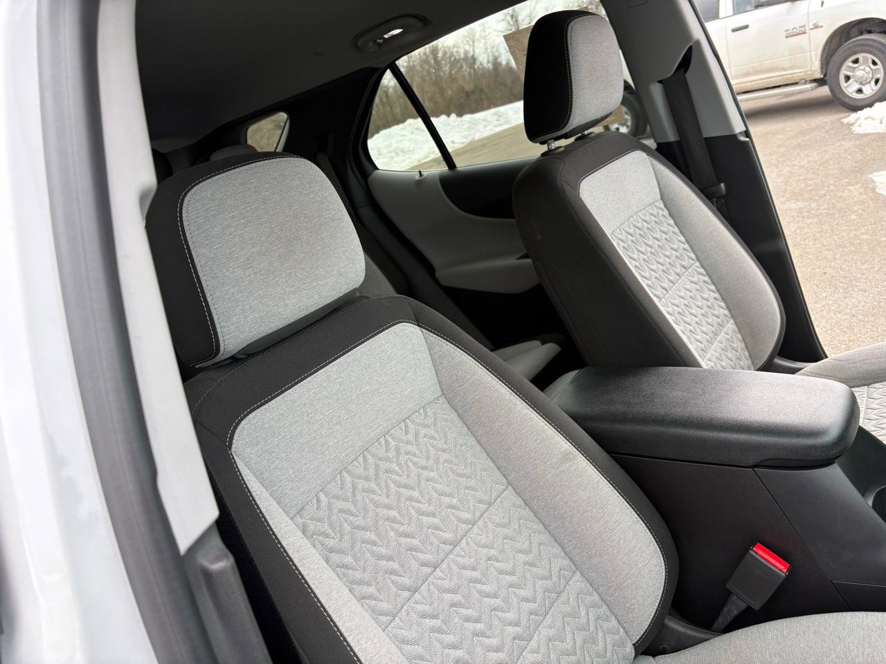 Used 2024 Chevrolet Equinox LS w/ LS Convenience Package image 43