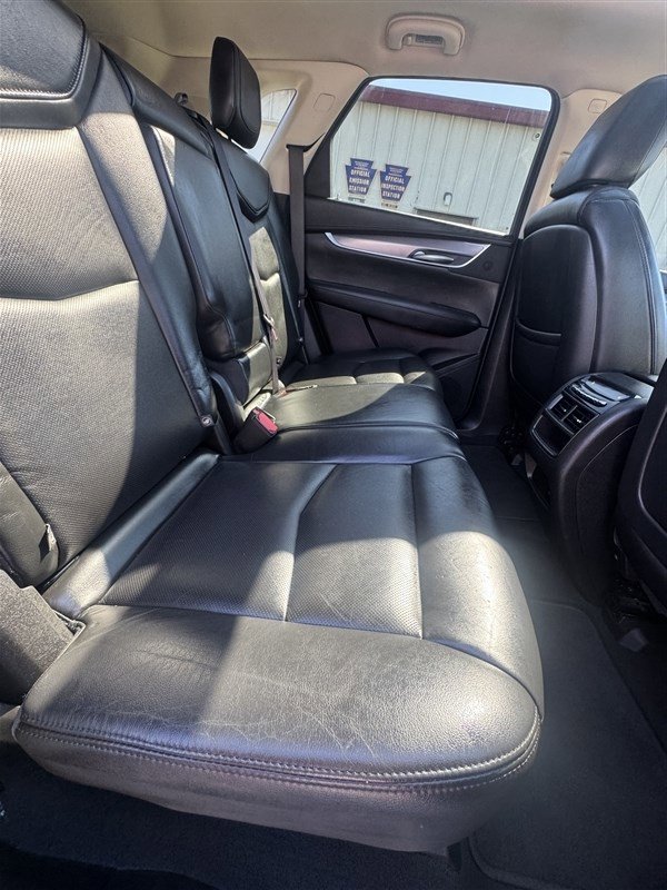 Used 2018 Cadillac XT5 Premium Luxury image 13
