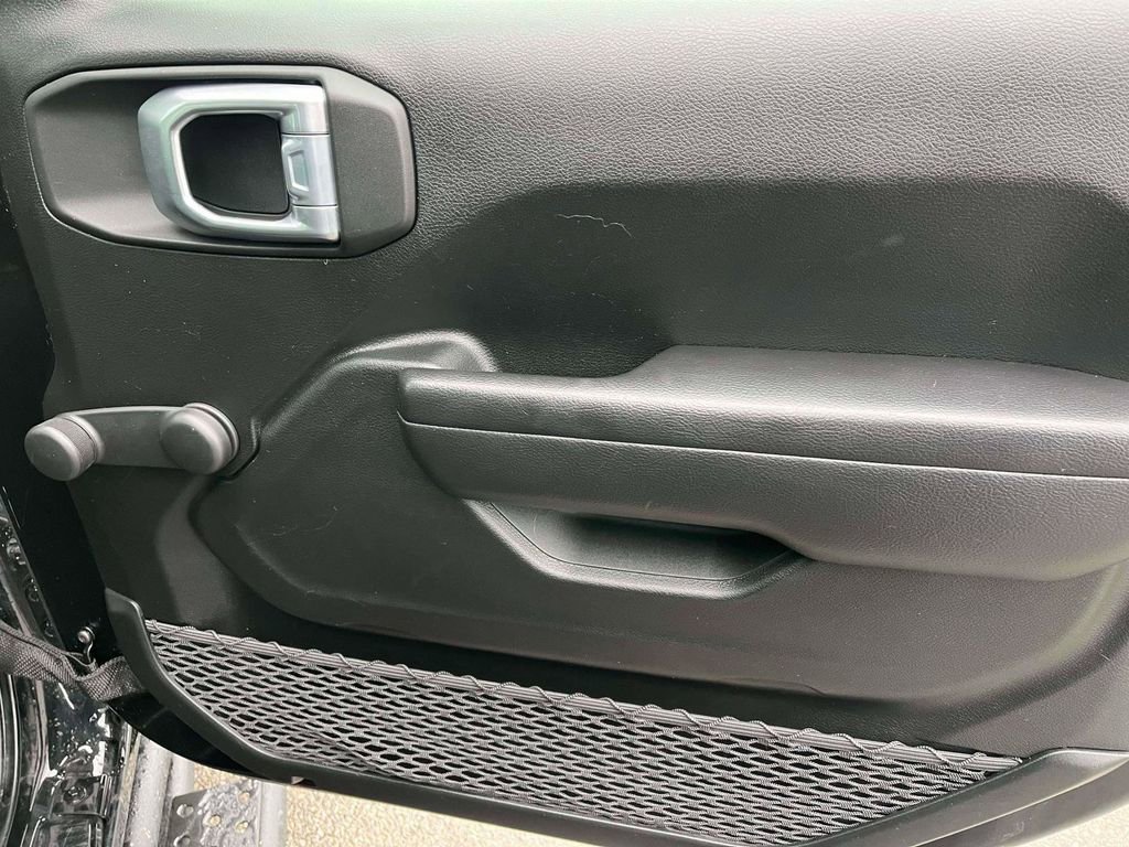 Used 2021 Jeep Wrangler Unlimited Sport image 9