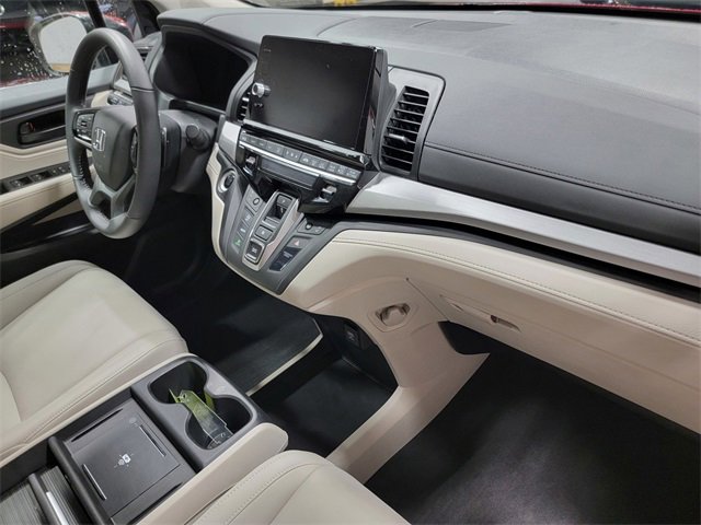 Used 2026 Honda Odyssey EX-L image 17