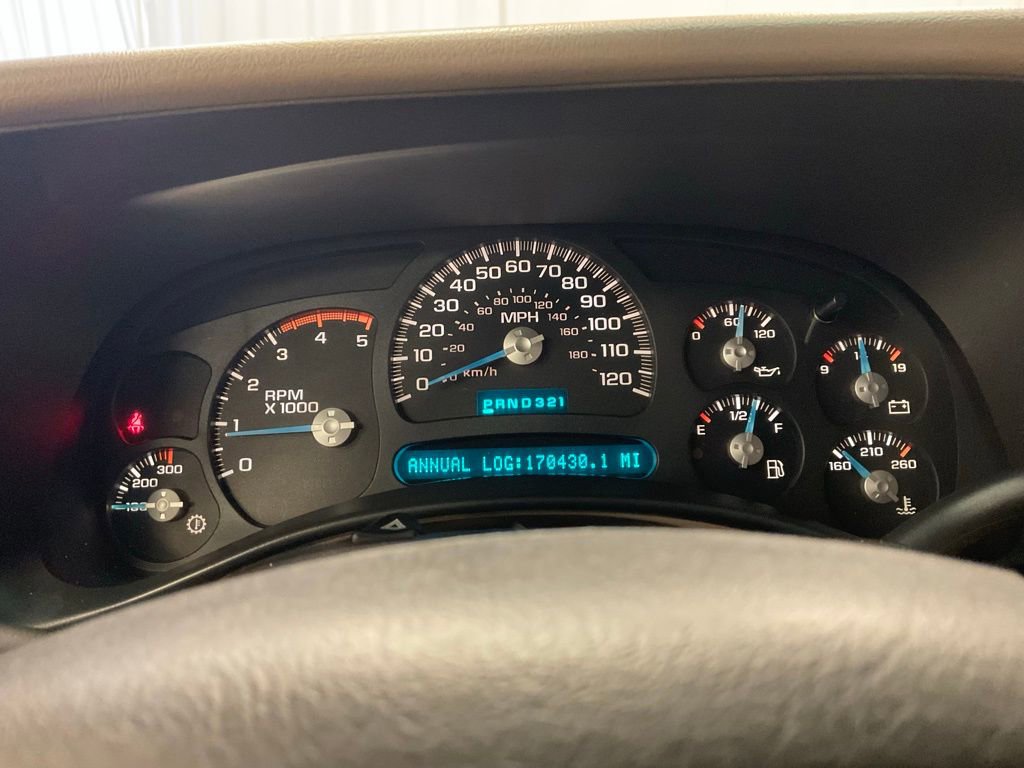 Used 2003 Chevrolet Silverado 2500 LT video 2