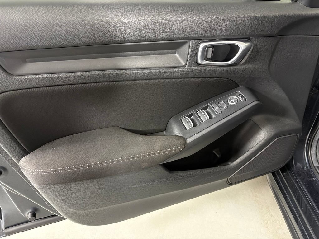 Used 2025 Honda Civic Sport image 16