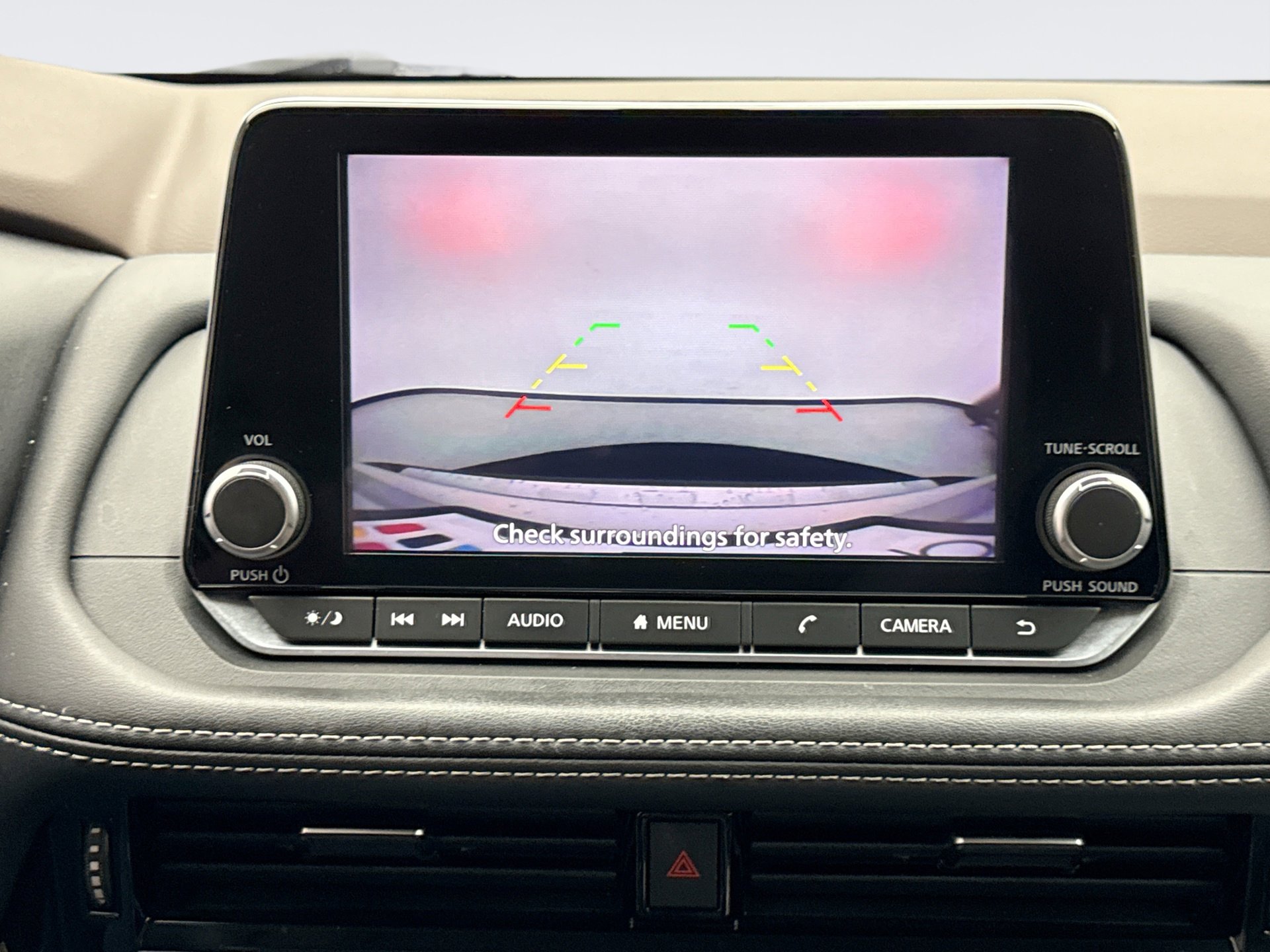 Used 2023 Nissan Rogue SV w/ SV Premium Package image 15