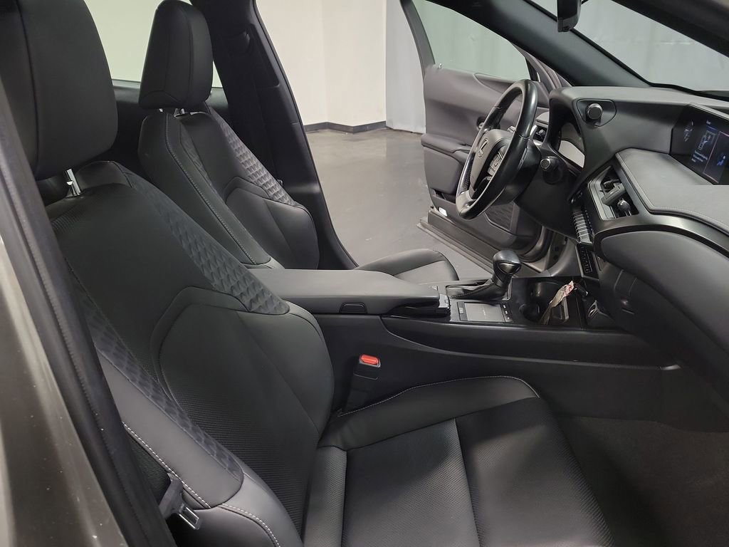 Used 2021 Lexus UX 250h w/ Premium Package image 23