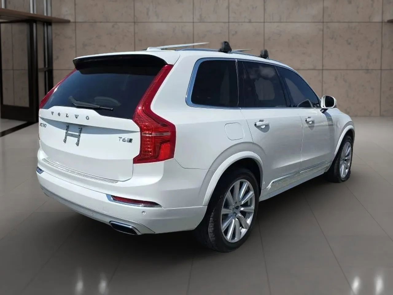 Used 2016 Volvo XC90 T6 Inscription w/ Vision Package image 7