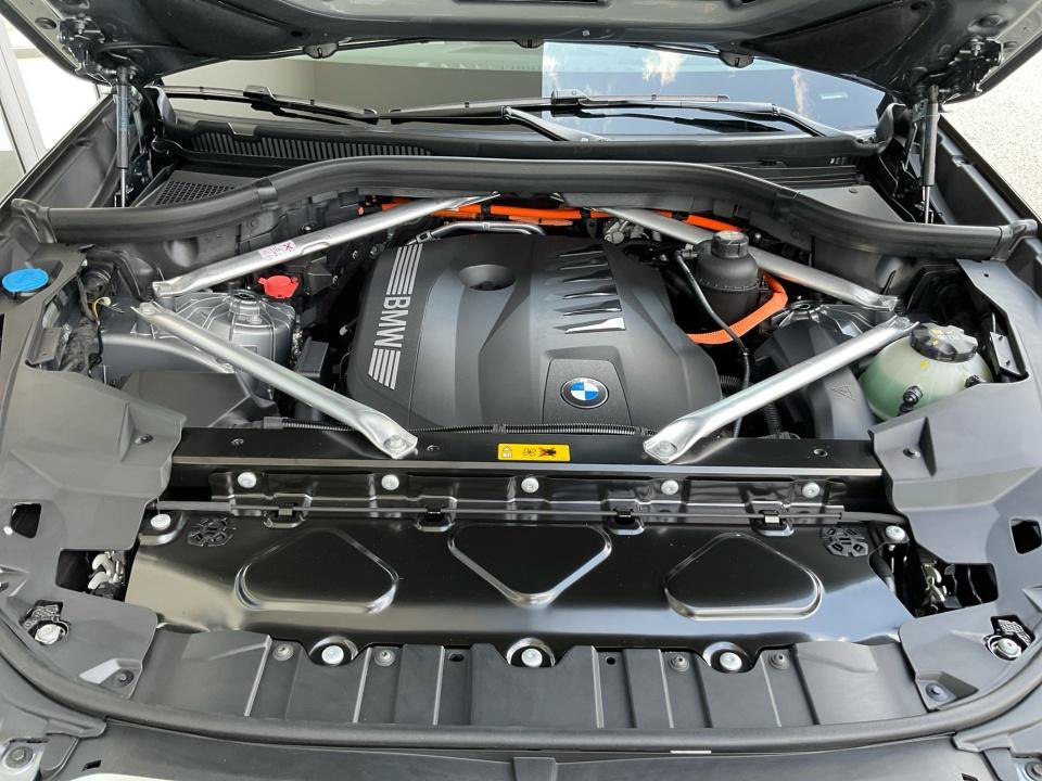 New 2026 BMW X5 xDrive50e AWD/4WD image 16