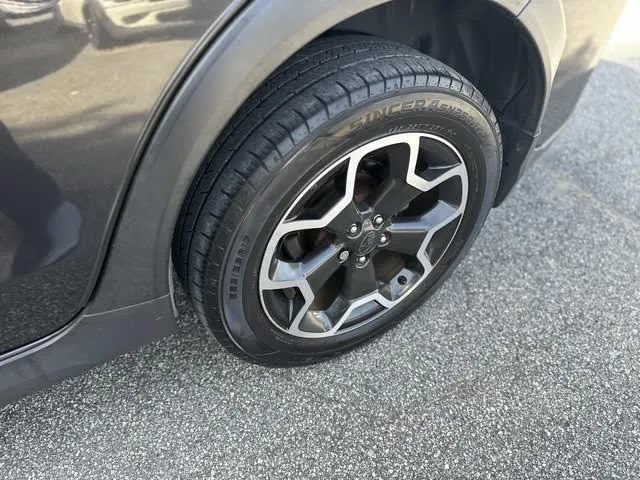 Used 2015 Subaru Crosstrek 2.0i Premium w/ Popular Package #1 AWD/4WD image 3