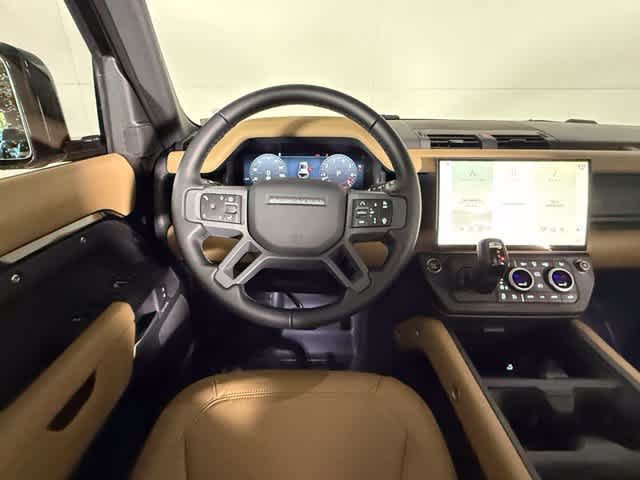 New 2026 Land Rover Defender 110 X-Dynamic SE AWD/4WD image 16
