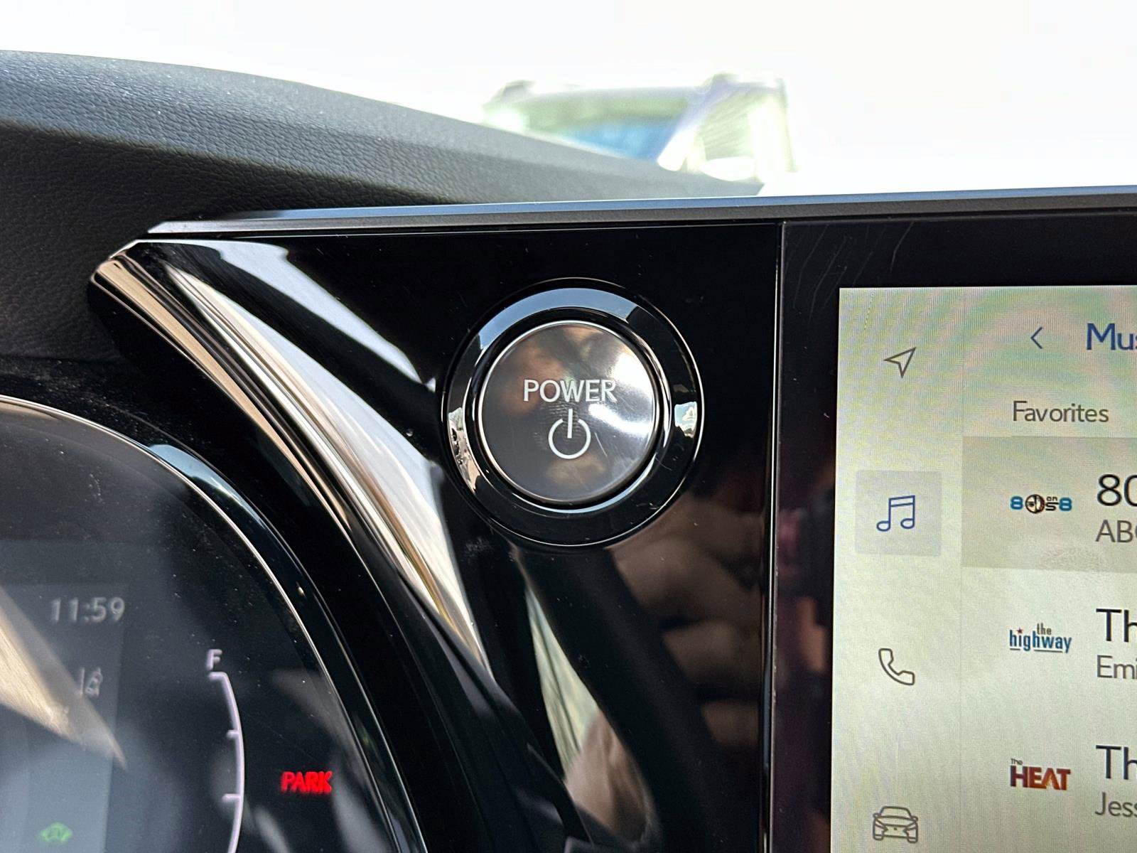 Used 2024 Lexus RX 350 image 30