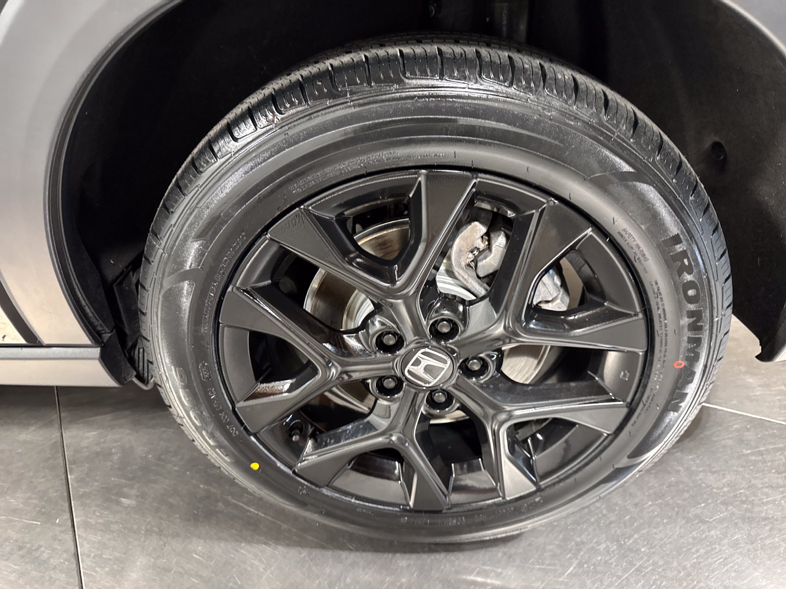 Used 2025 Honda HR-V Sport image 12