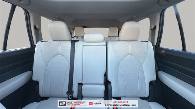 Used 2024 Toyota Grand Highlander Limited image 18