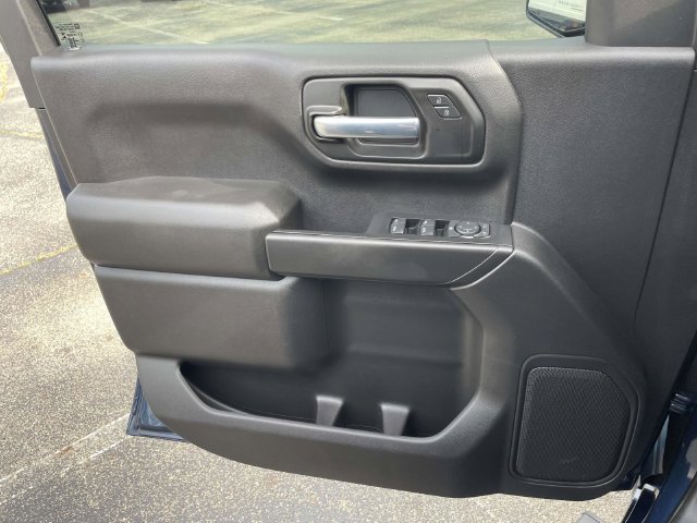Used 2021 Chevrolet Silverado 1500 Custom AWD/4WD image 26