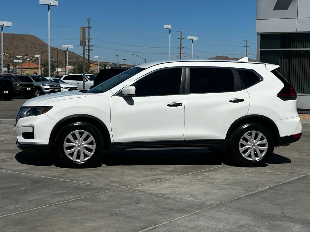 Used 2019 Nissan Rogue S image 3