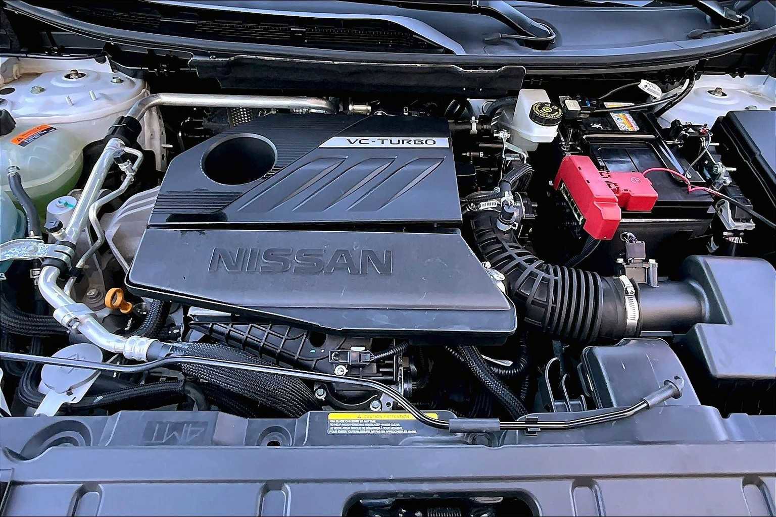 Used 2025 Nissan Rogue SV image 29