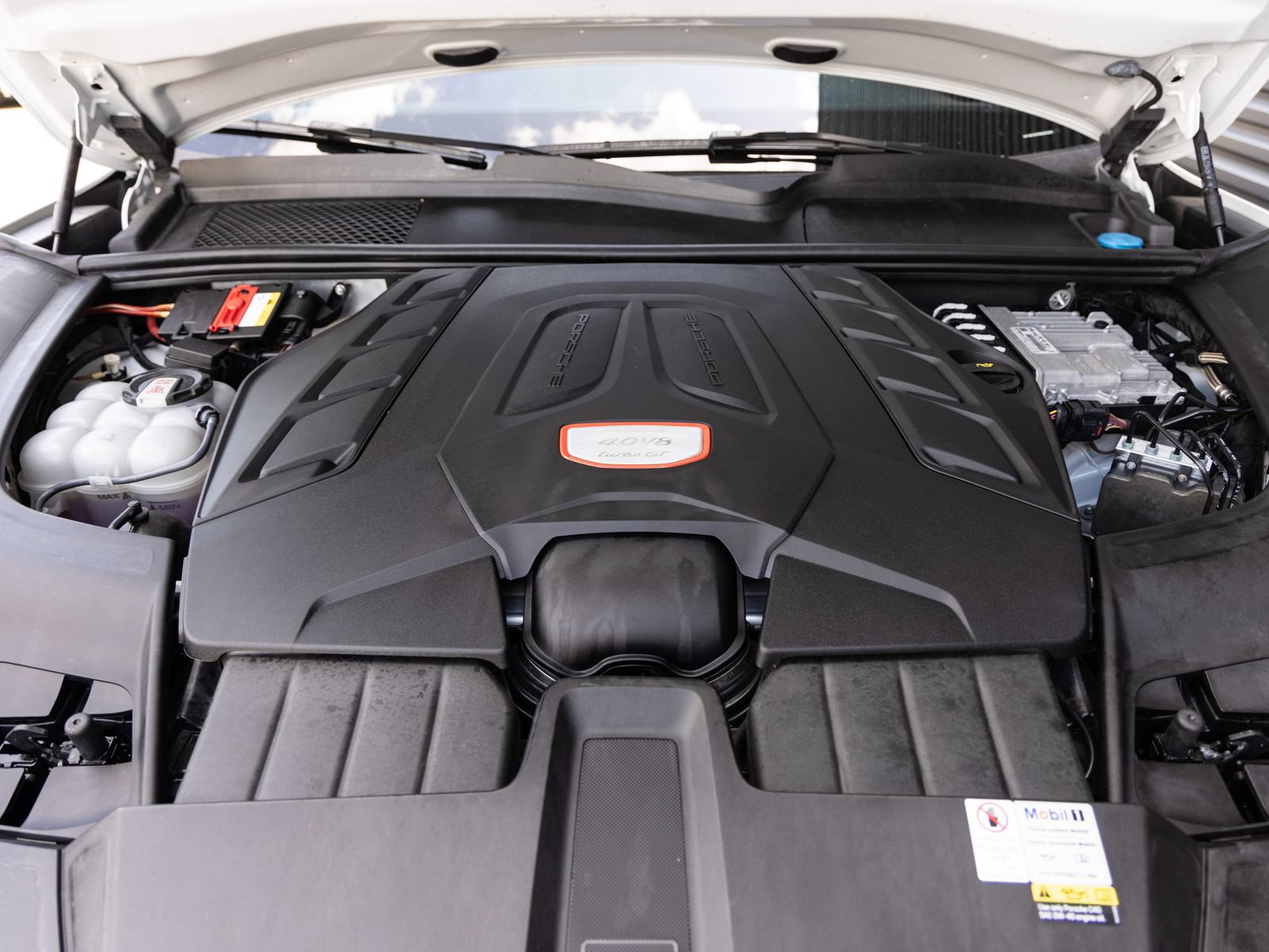 Certified 2022 Porsche Cayenne Turbo GT AWD/4WD image 36