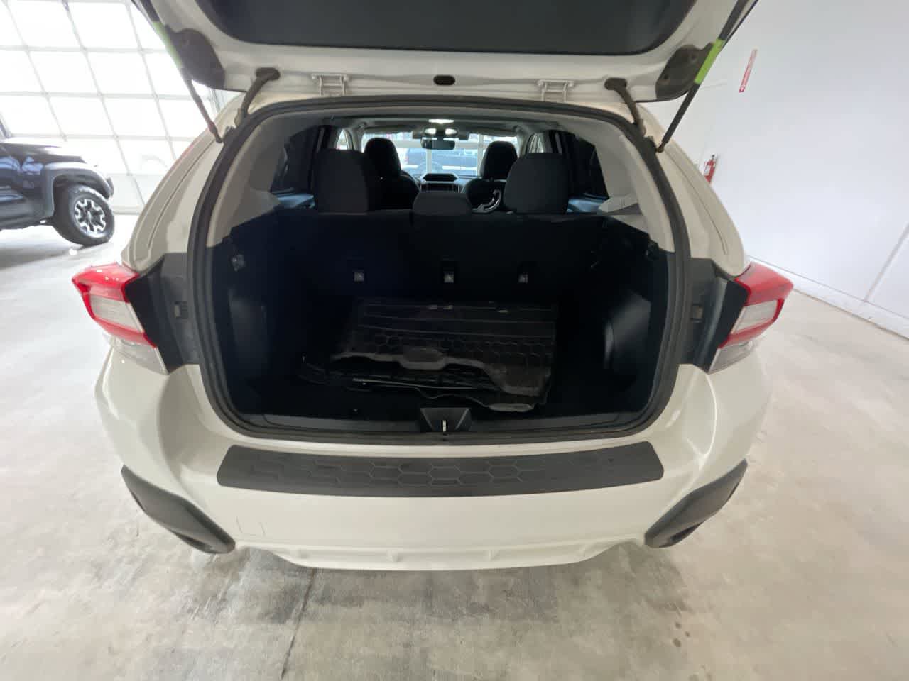 Used 2018 Subaru Crosstrek 2.0i Premium AWD/4WD image 23
