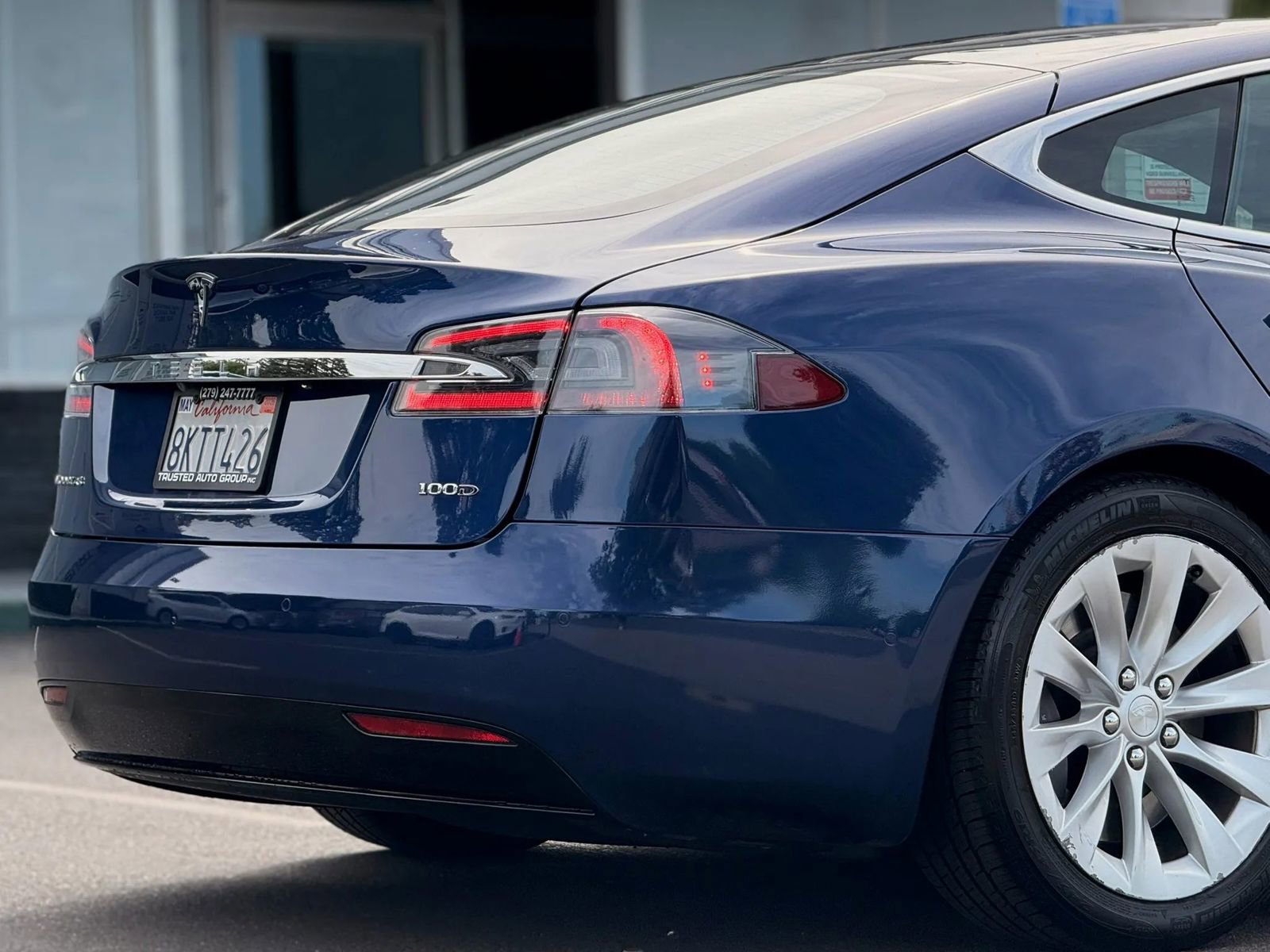 Used 2019 Tesla Model S 100D image 9