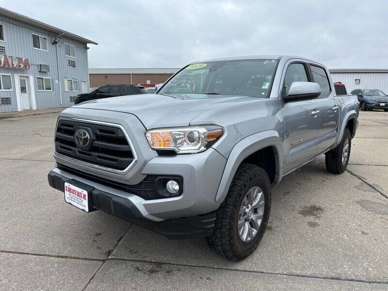 Used 2019 Toyota Tacoma SR5 image 1