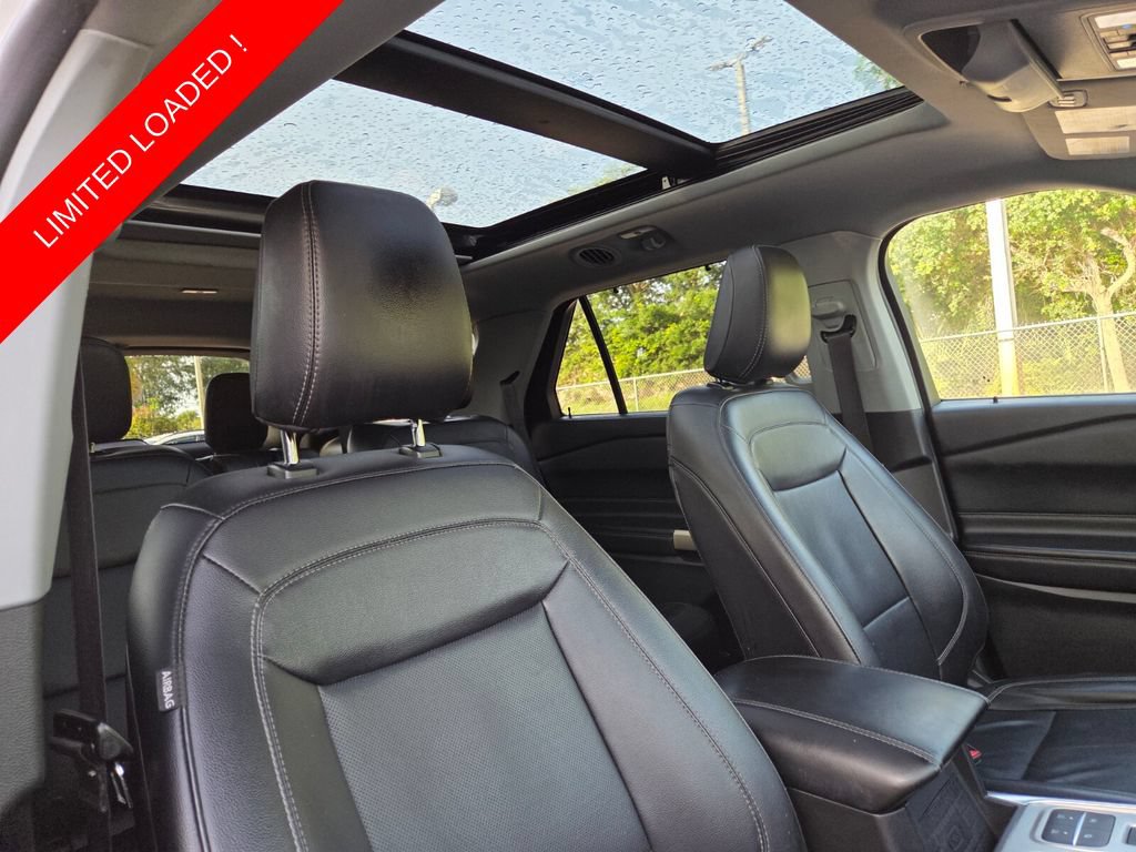 Used 2023 Ford Explorer Limited w/ Equipment Group 301A RWD image 15
