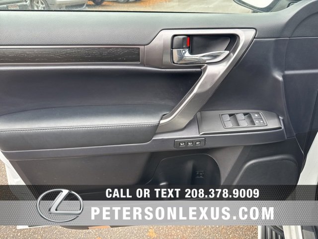 Used 2023 Lexus GX 460 image 22