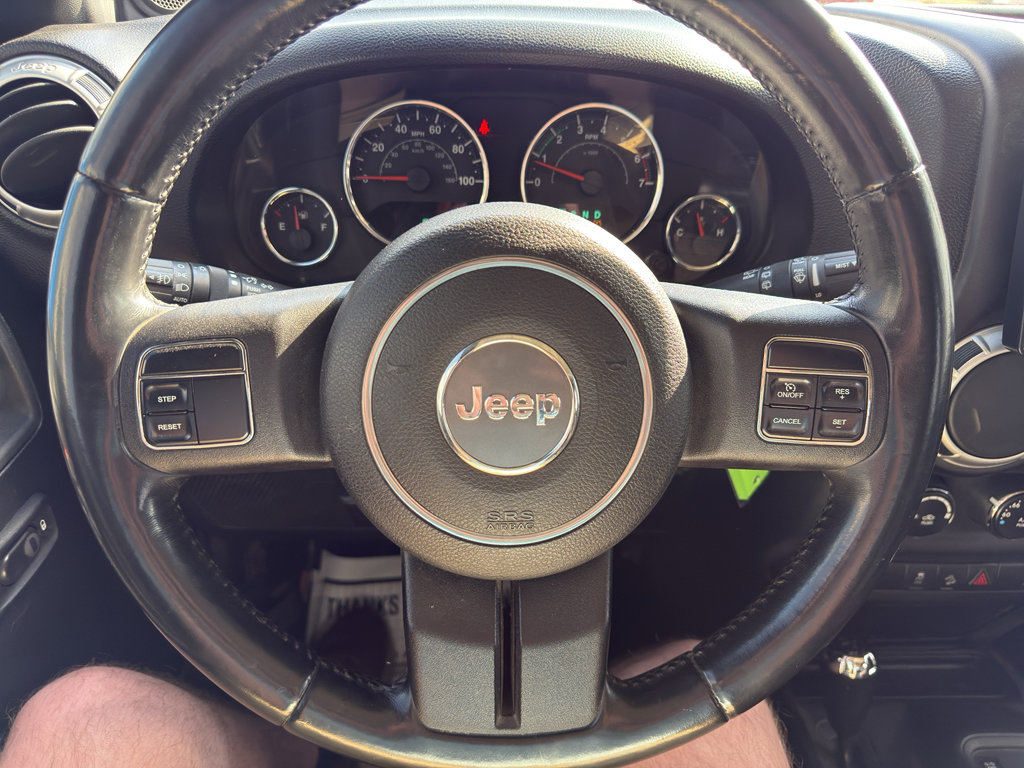 Used 2011 Jeep Wrangler Sahara w/ Dual Top Group AWD/4WD image 15