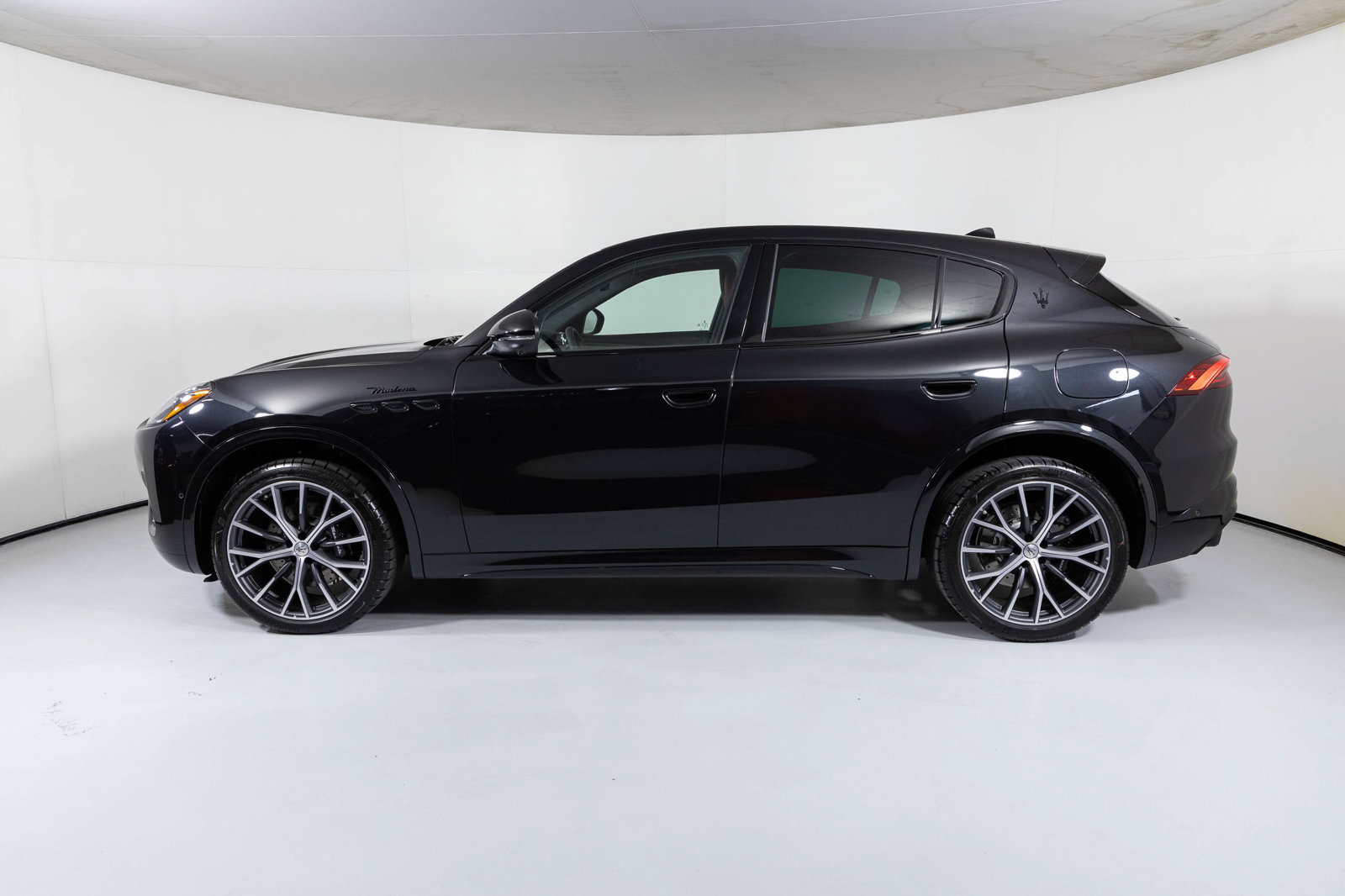 New 2026 Maserati Grecale Modena AWD/4WD image 3