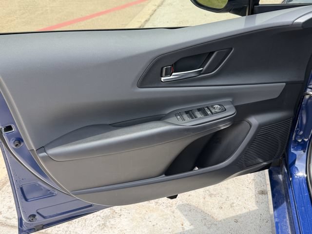 Used 2024 Toyota Prius XLE FWD image 8