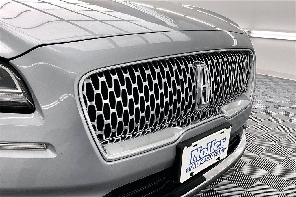 Used 2021 Lincoln Nautilus Reserve w/ Cargo Utility Package image 28