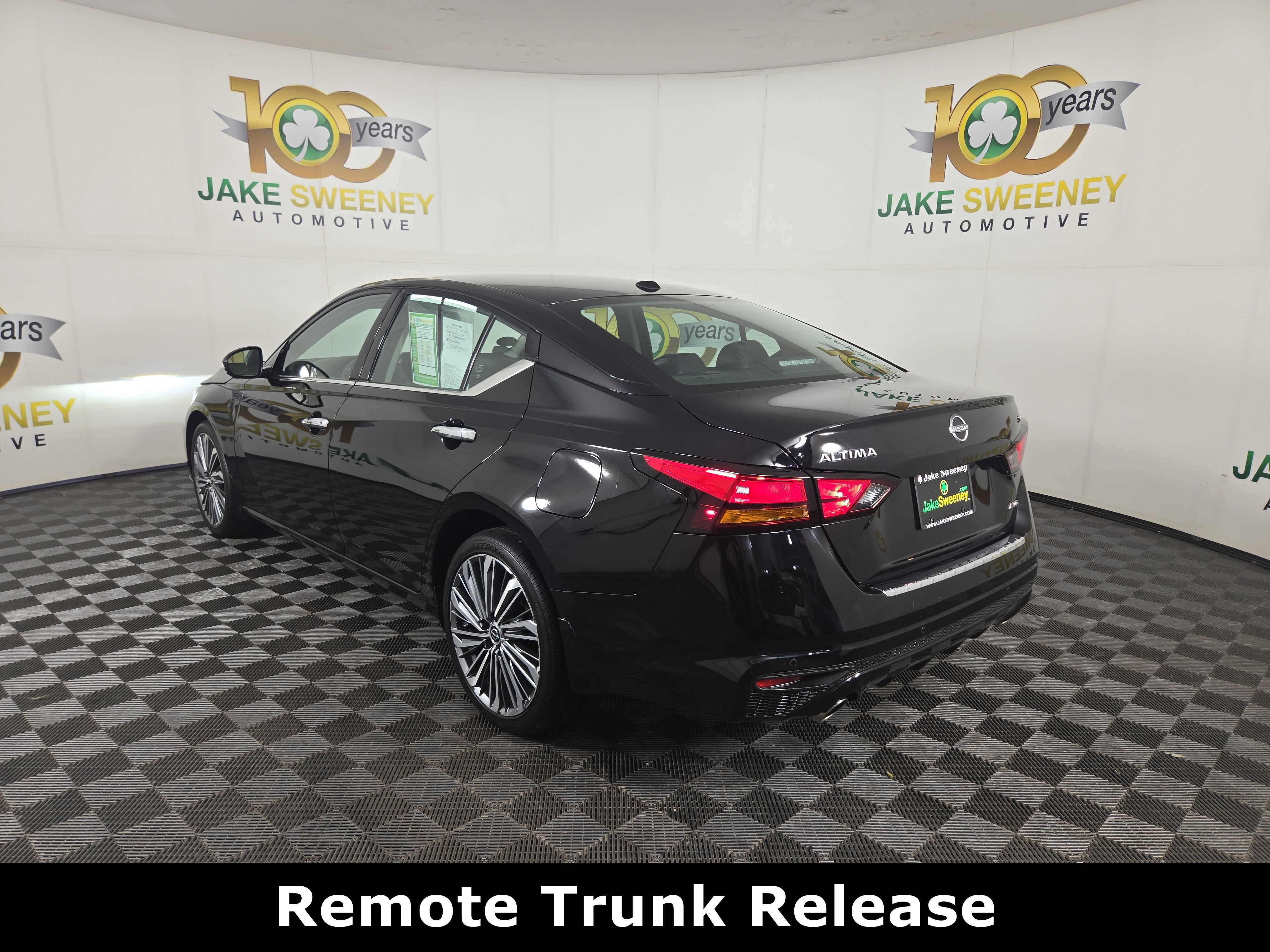 Used 2023 Nissan Altima 2.5 SL AWD/4WD image 6