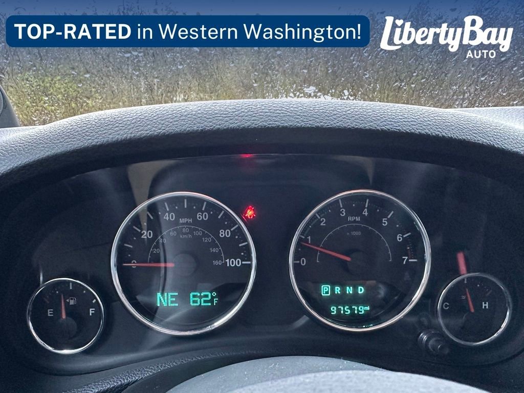 Used 2014 Jeep Wrangler Rubicon w/ Power Convenience Group AWD/4WD image 13