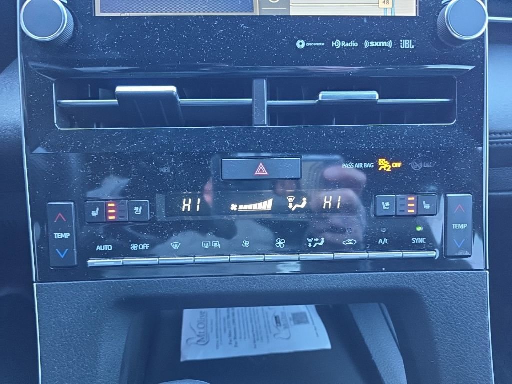 Used 2022 Toyota Avalon Limited w/ Advanced Safety Package image 24