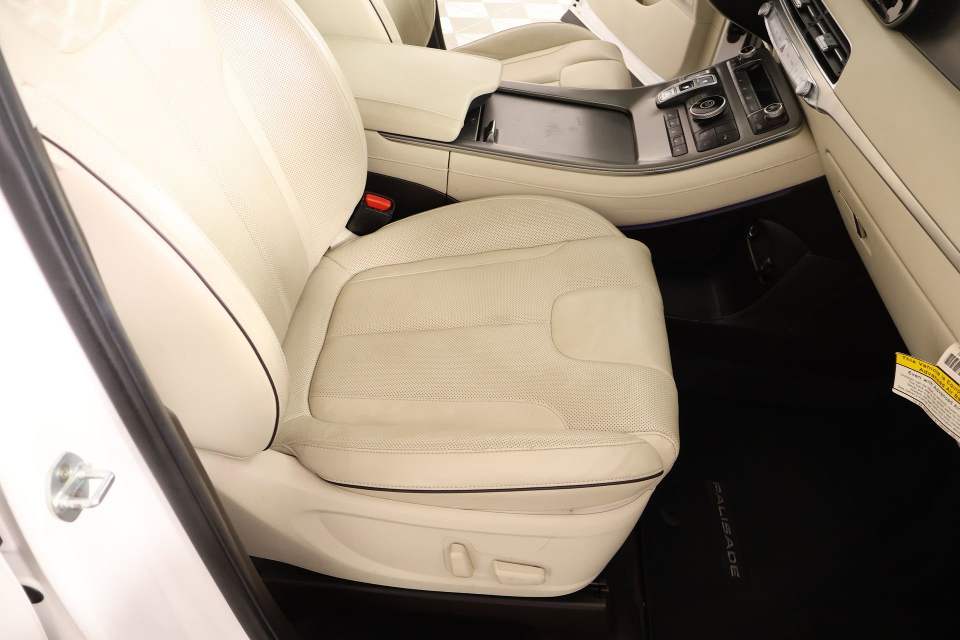 Used 2020 Hyundai Palisade Limited FWD image 15