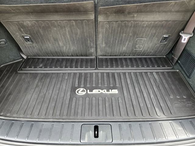 Used 2021 Lexus RX 350L Premium w/ Premium Package image 33