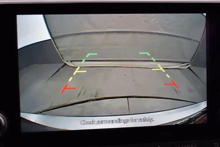 Used 2025 Nissan Sentra SV FWD image 31