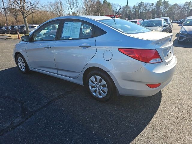Used 2016 Hyundai Accent SE w/ Option Group 02 image 6
